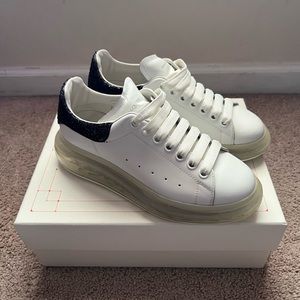 Alexander McQueen White Amethyst